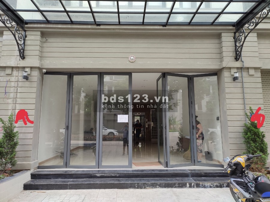 Cho thuê mặt bằng tầng 1 90m2 shophouse liền kề trong khu C Geleximco Lê Trọng Tấn Hà Đông
