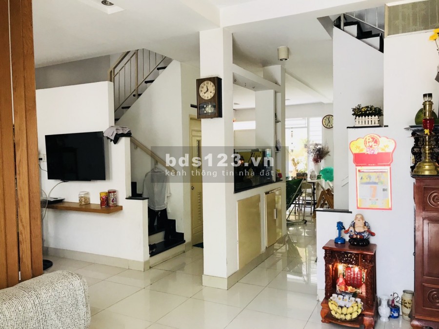 Bán nhà mặt tiền Số 39, đường số 45, phường Bình Thuận Quận 7, giá 15.9 tỷ