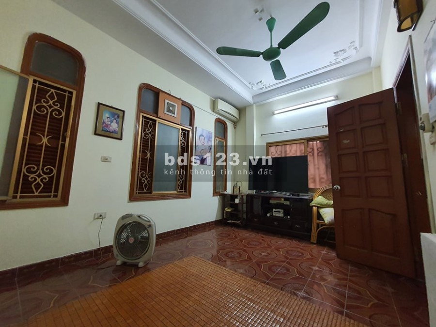 Bán gấp nhà Lê Quý Đôn 31m2, 4 tầng đúc xây chắc chắn, giá 3.6 tỷ lh 0916010180
