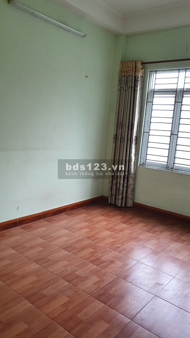 Cho thuê nhà Mỗ Lao diện tích 30m2 4 tầng 3pn 6 triệu/tháng, ngõ xe máy