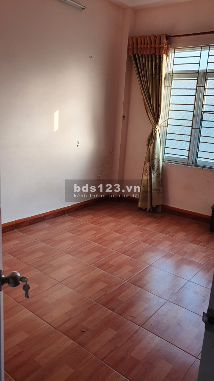 Cho thuê nhà Mỗ Lao diện tích 30m2 4 tầng 3pn 6 triệu/tháng, ngõ xe máy