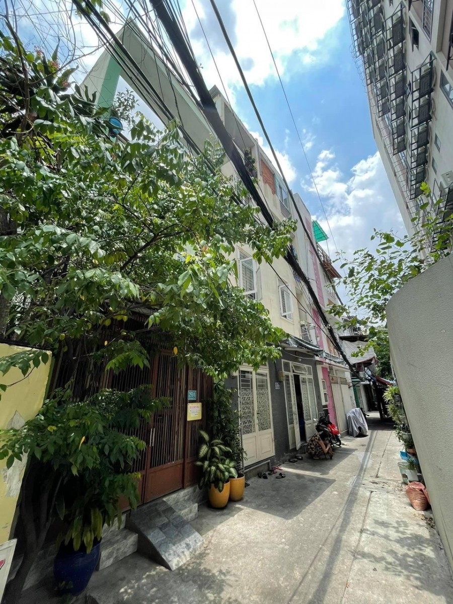 Trần Quang Khải Quận 1, diện tích khủng 57m2 giá sock 4,95 tỷ. lh 0376966383