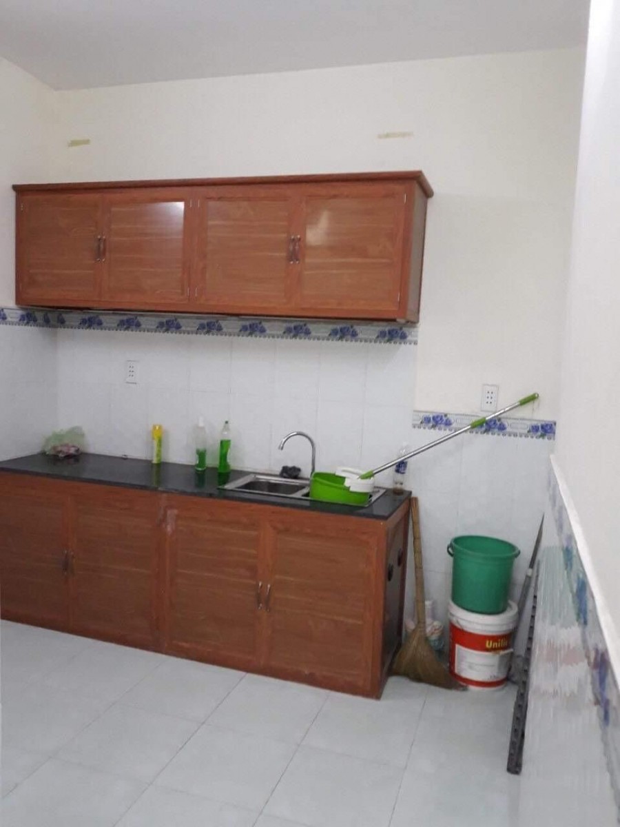 Cần bán gấp HXH Trần Quang Khải Quận 1, chỉ 4 tỷ, sổ vuông vức liên hệ 037.6966.383