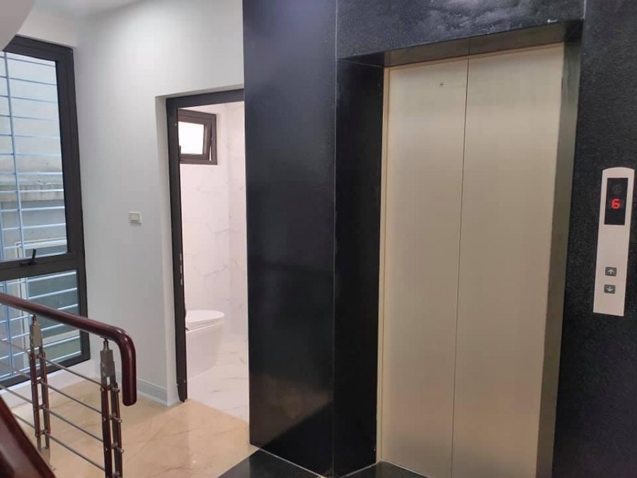 Bán toà nhà 10 tầng giá chỉ 28.6 tỷ có ngay tòa 2 mặt thoáng Quận Thanh Xuân, lhcc