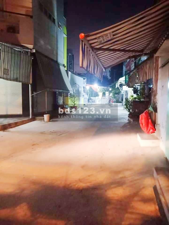 Bán nhà hẽm xe hơi Quang Trung, Phường 11, Gò Vấp, rộng 64m2, bán nhanh 4.8 tỷ