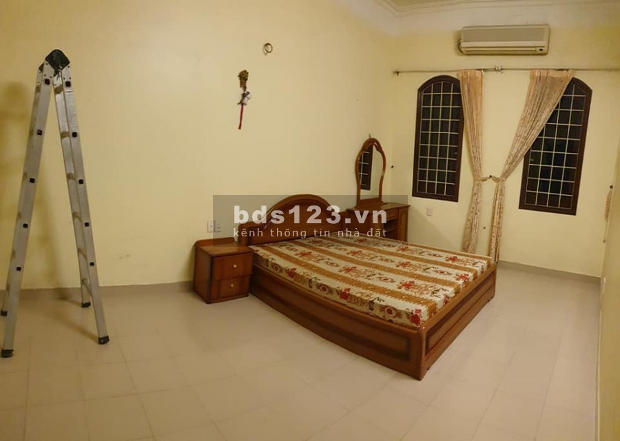 Siêu hiếm diện tích sử dụng 163m2, 3 Tầng Xuân La Ô tô tránh giá bán 12.8 Tỷ