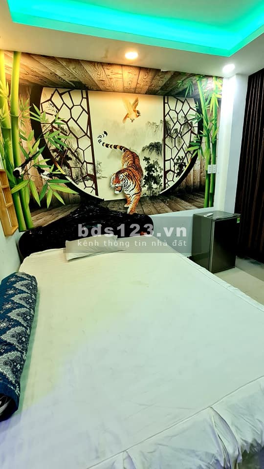 Bán nhà Phan Xích Long Phú Nhuận ngang 8.4m giá tốt nhất khu vực, giá 15 tỷ