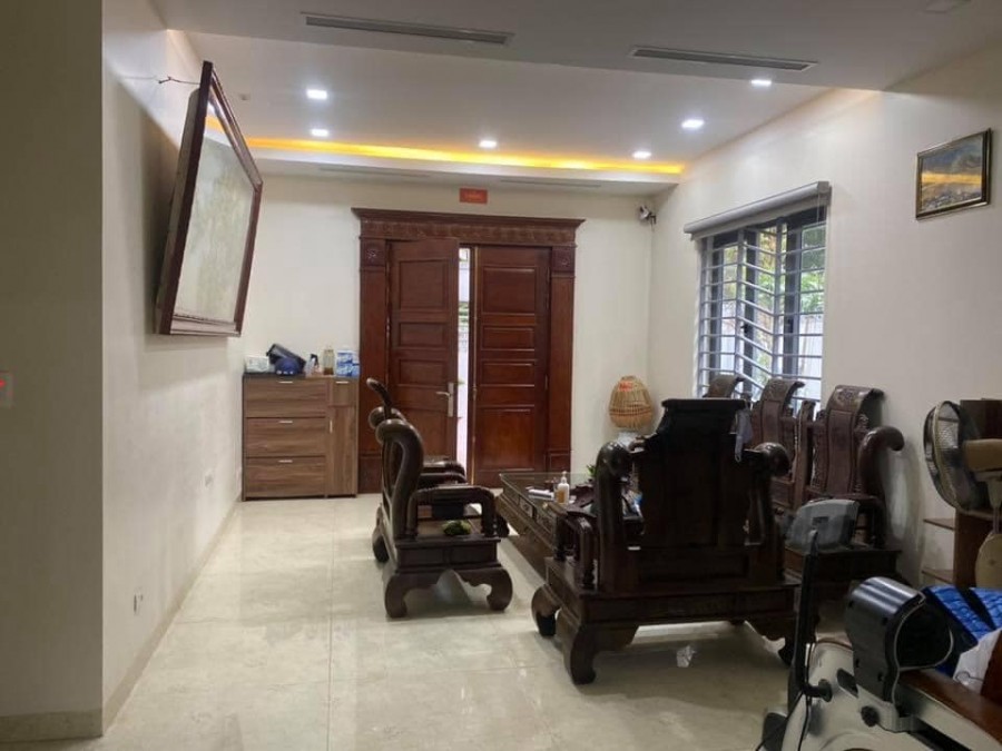 Biệt thự đẹp như mơ, cuộc sống thượng lưu, đẳng cấp, khu đô thị mới Vạn Phúc, dt 165m2, mt to 11m