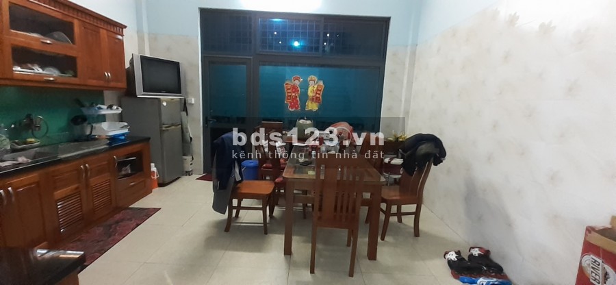 Diện tích khủng ô tô vào nhà kinh doanh sầm uất. Trung Tâm Hà Đông, sổ đỏ trao tay