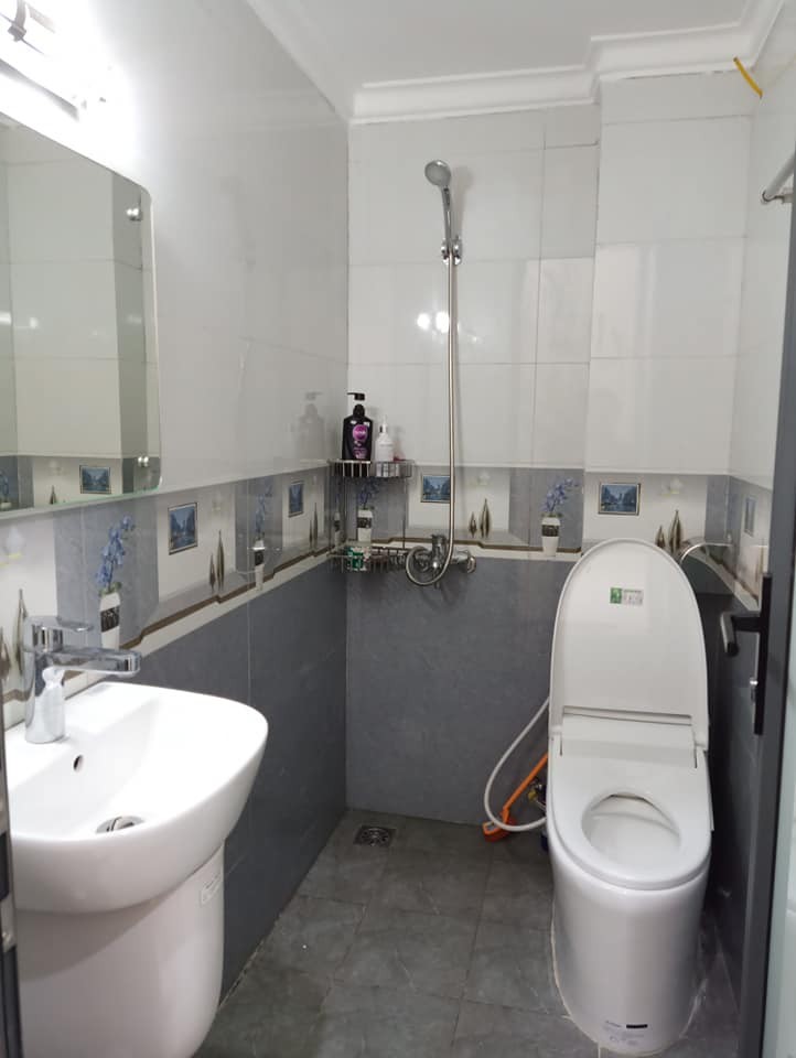 Bán nhanh nhà Lê Thanh Nghị, 40m2, 3.5tỷ, ngõ 3 gác, gần bãi đỗ ô tô