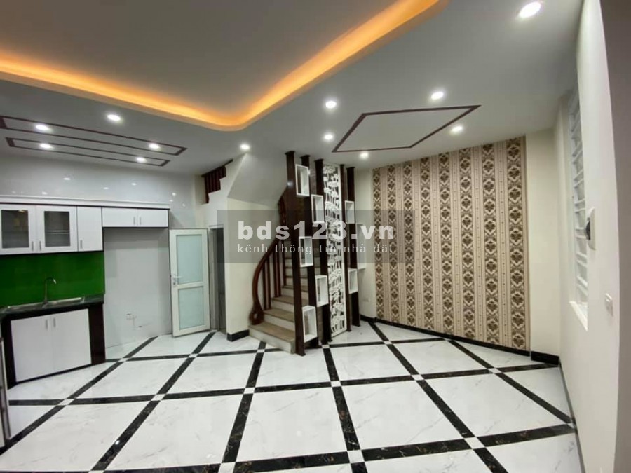Bán đất tặng nhà La Khê Hà Đông 5 tầng DT 30m2 MT 5.5m giá hạ chào 2 tỷ 950 0866729356