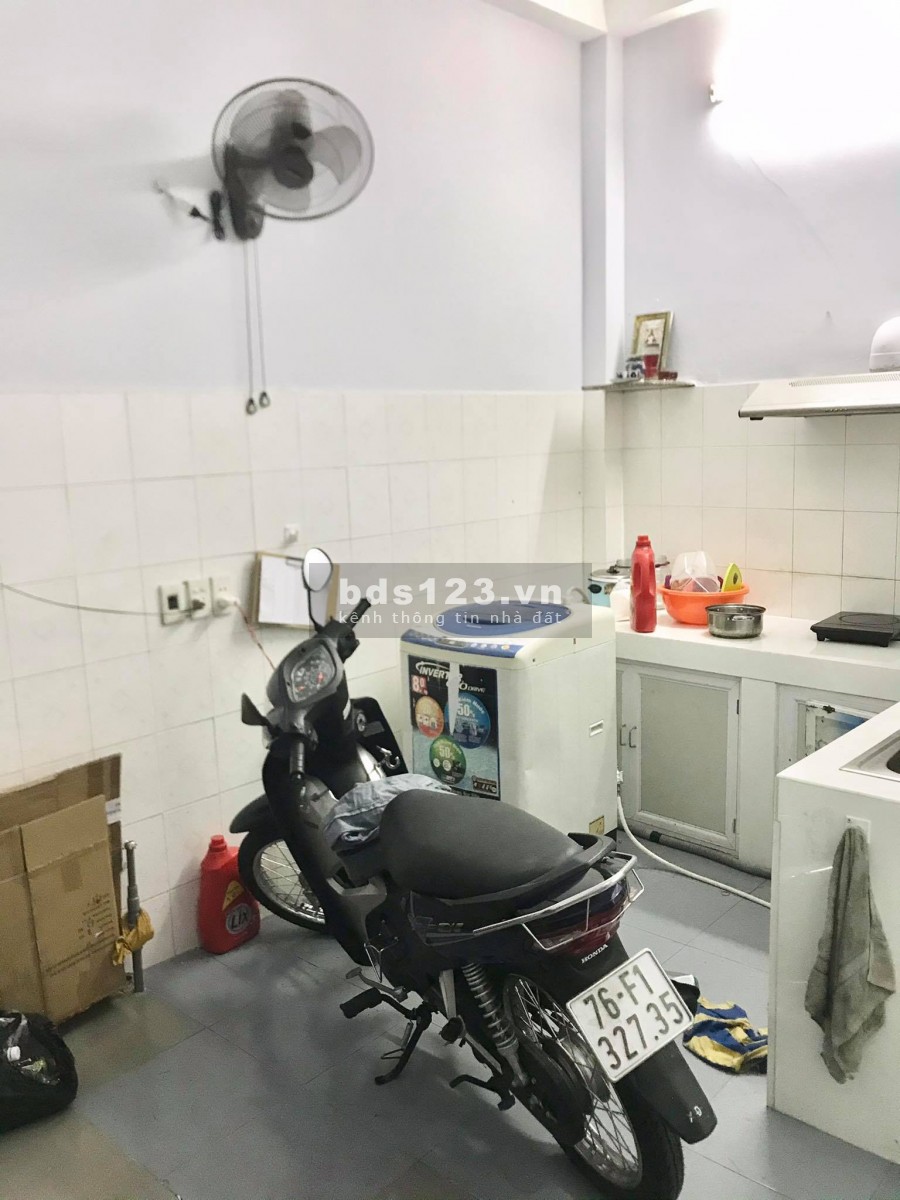 Bán nhà Phan Xích Long, Phú Nhuận dt 36m2 đúc kiên cố 4 tầng giá nhỉnh 5 tỷ