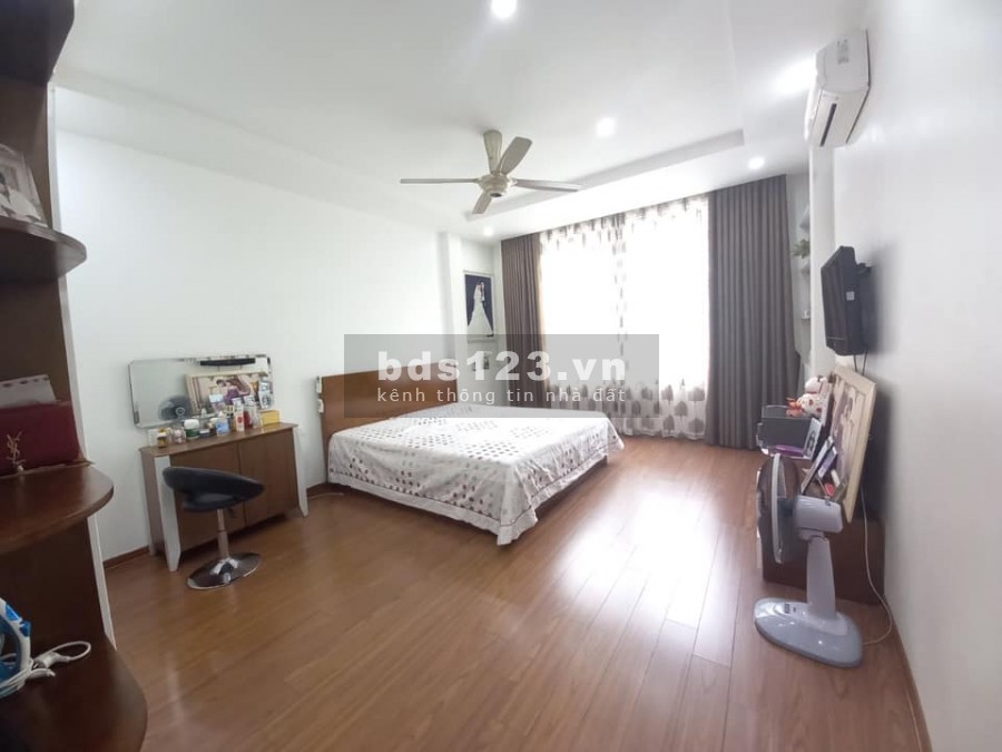 Bán nhà phân lô, Khu Tây Nam Linh Đàm 65mx6T thang máy, 10 tỷ 500 triệu. Lh: 098.724.0775.