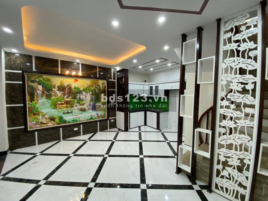 Bán đất tặng nhà La Khê Hà Đông 5 tầng DT 30m2 MT 5.5m giá hạ chào 2 tỷ 950 0866729356