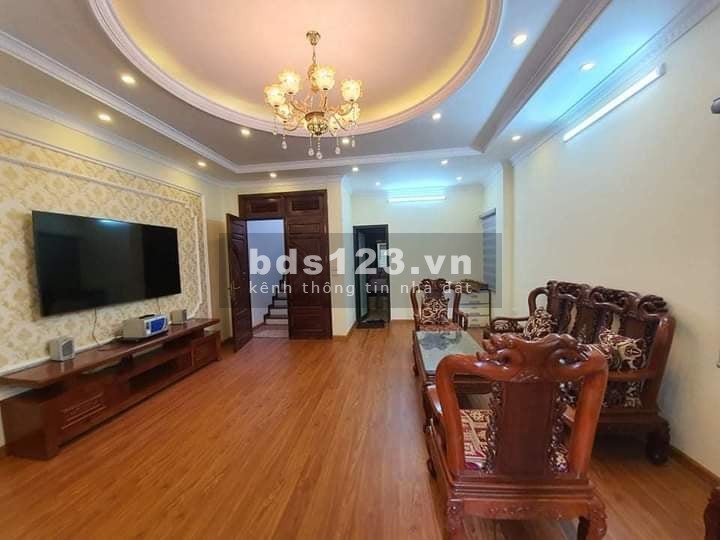 Bán nhà Bằng Liệt, Nội thất lung linh, diện tích sử dụng 55m2, giá bán 3.98 tỷ