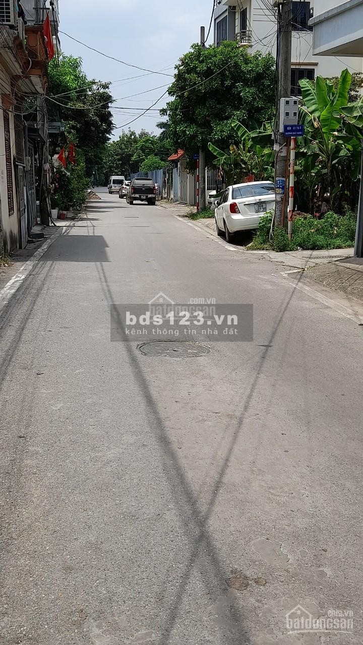 Chính chủ bán đất Kiên Thành, Gia Lâm, dt 133m2, mt 7.6m, giá hơn 4 tỷ, ô 7 chỗ qua đất