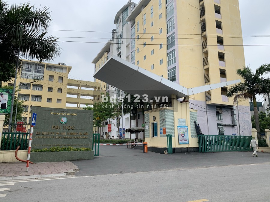 Bán nhà nguyên căn ngõ thông, hẻm an ninh ô tô 16 chỗ, Phú Diễn, dt 59m2, giá 5.1 tỷ