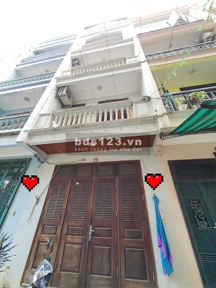 Bán nhà 43m2 x 5 tầng khu phân lô cán bộ Hoàng Quốc Việt MT 4.5m, chỉ 9.5 tỷ, hai mặt tiền