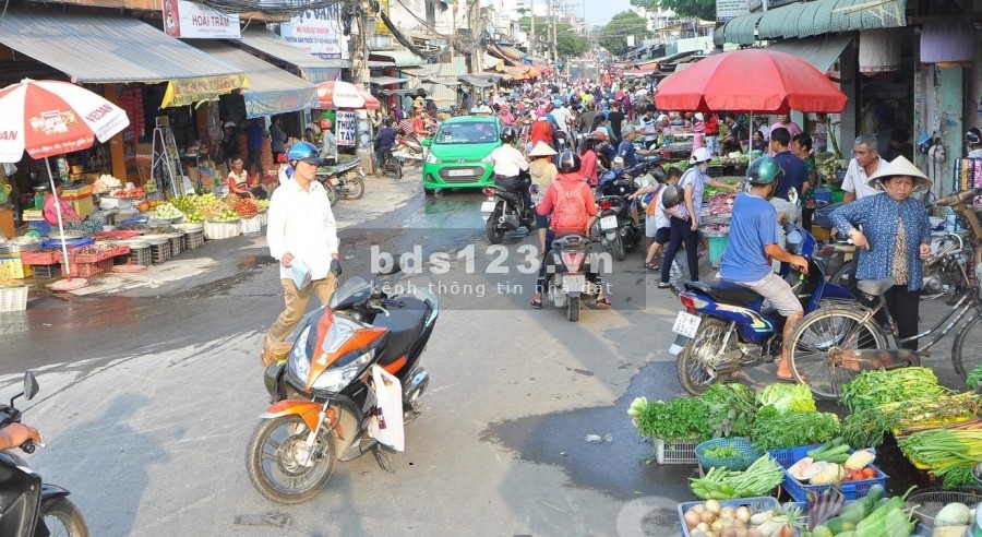 Chồng tôi chuyển công tác về Sơn La nên bán đất ở KCN Becamex Chơn Thành để ra bắc