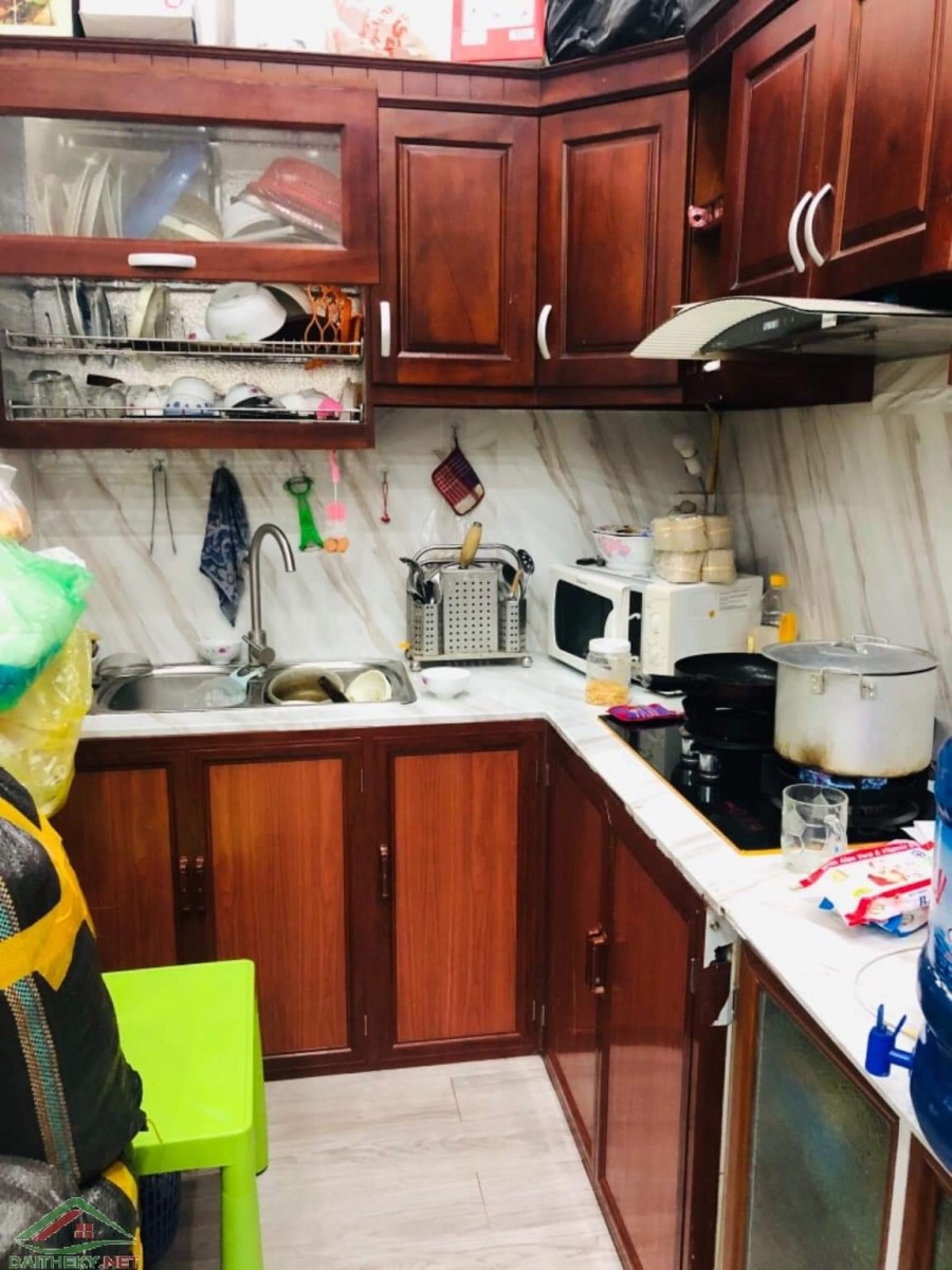 Bán nhà Lê Thanh Nghị, dt 38m2, mt 4m, 3 pn, ngõ rộng, gần phố, giá 3 tỷ, lh 0394357733