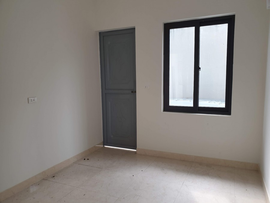 Bán nhà Định Công Thượng, Hoàng Mai. Diện tích 50m2*4 tầng mặt tiền 5.5m. Giá nhỉnh 4.5 tỷ