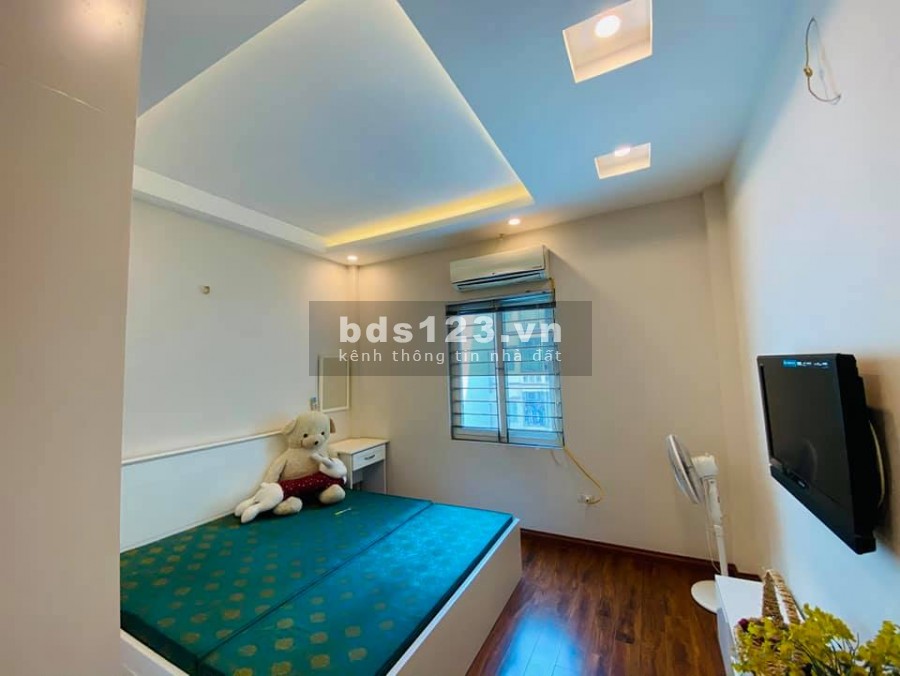Nhà Cổ Nhuế dt 46m2 5 tầng, mt 4m, ngõ thông ô tô 15m ra Phạm Văn Đồng giá bán 3.9 tỷ