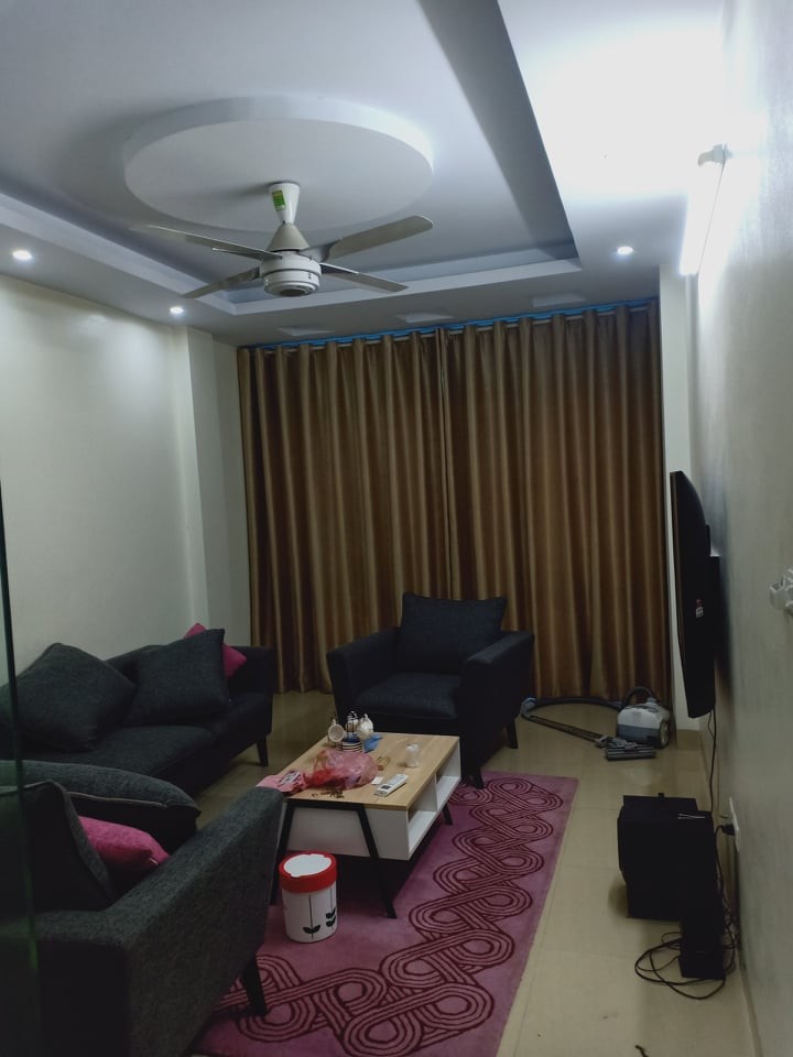 Hộ khẩu Ba Đình nhỉnh 3 tỷ, có ngay nhà mặt ngõ kinh doanh sầm uất ô tô đỗ sát nhà