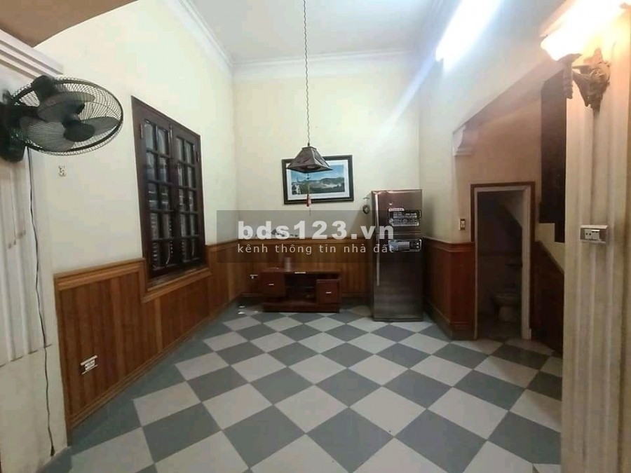 Nhà 75m2, giá 8 tỷ Nguyễn văn Cừ Long Biên, 2 mặt ngõ ô tô vào nhà