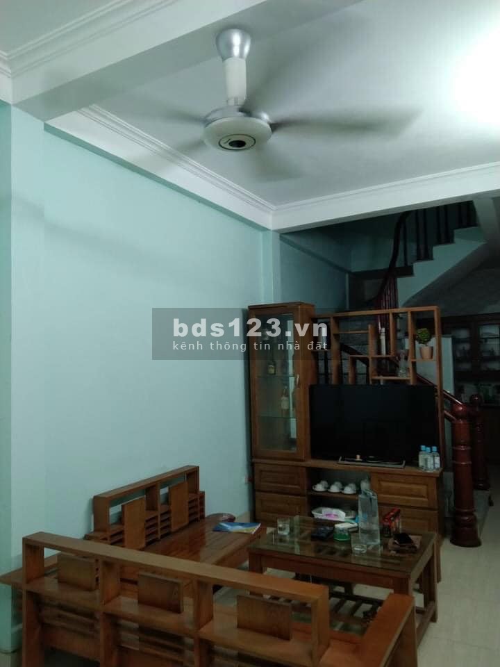 Bán nhà vị trí đẹp ,Tam Trinh, ngõ nong gần phố, diện tích sử dụng 30m2 giá 2.4 tỷ