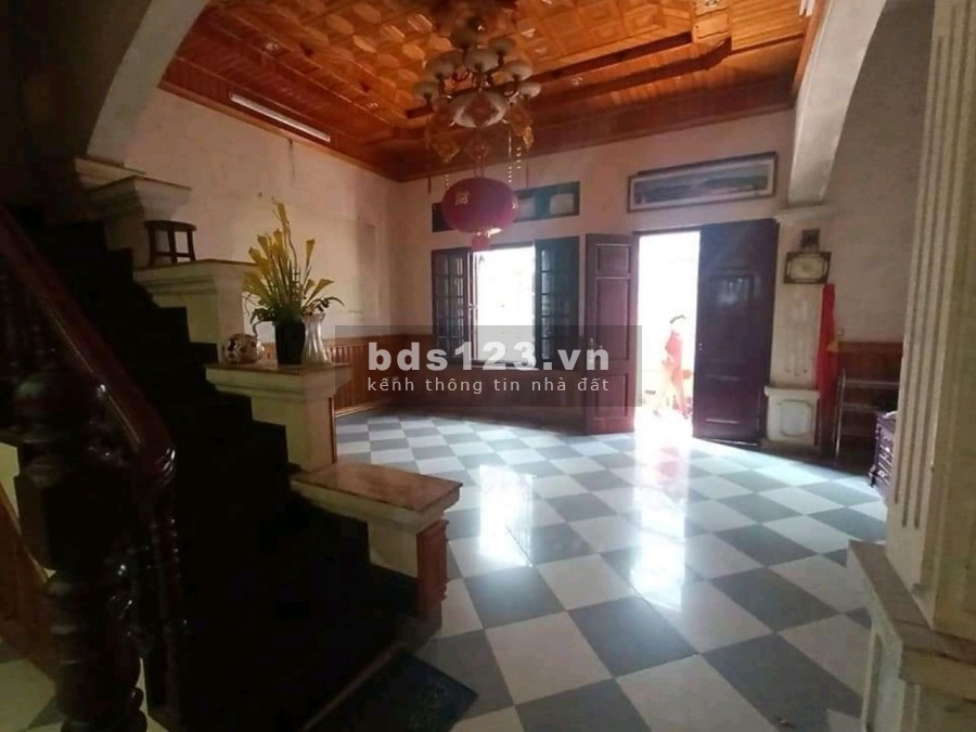 Nhà 75m2, giá 8 tỷ Nguyễn văn Cừ Long Biên, 2 mặt ngõ ô tô vào nhà