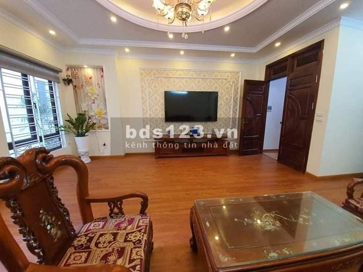 Bán nhà Bằng Liệt, Nội thất lung linh, diện tích sử dụng 55m2, giá bán 3.98 tỷ