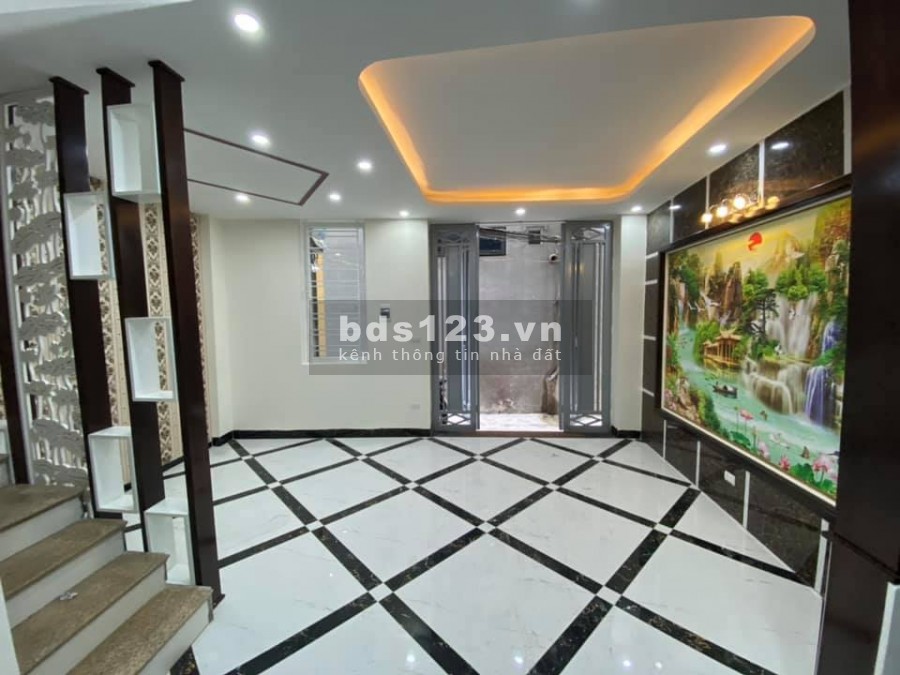 Bán đất tặng nhà La Khê Hà Đông 5 tầng DT 30m2 MT 5.5m giá hạ chào 2 tỷ 950 0866729356
