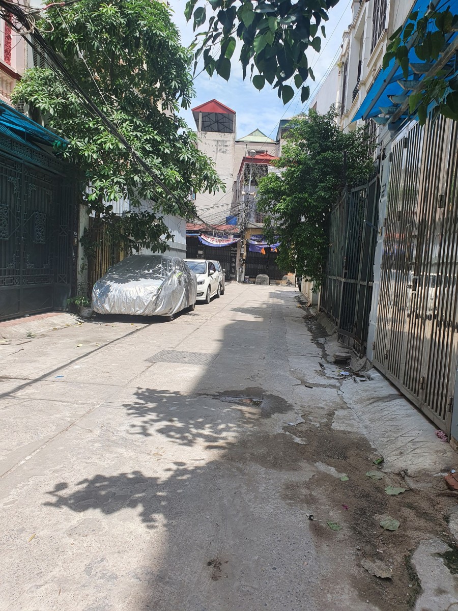 Nhà khu phân lô ô tô đỗ cửa 2 mặt ngõ Quan Hoa, Quận. Cấu Giấy, sổ đẹp, bao sang tên