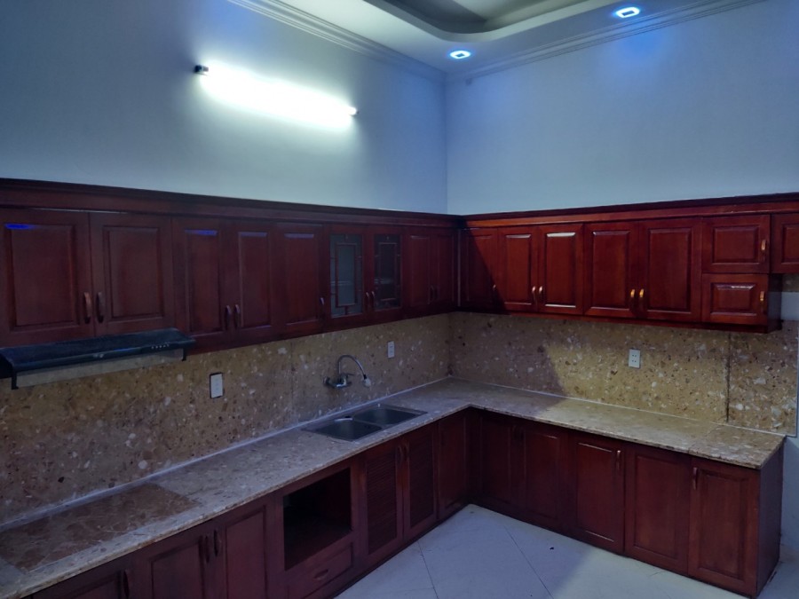 Bán nhà Định Công Thượng, Hoàng Mai. Diện tích 50m2*4 tầng mặt tiền 5.5m. Giá nhỉnh 4.5 tỷ