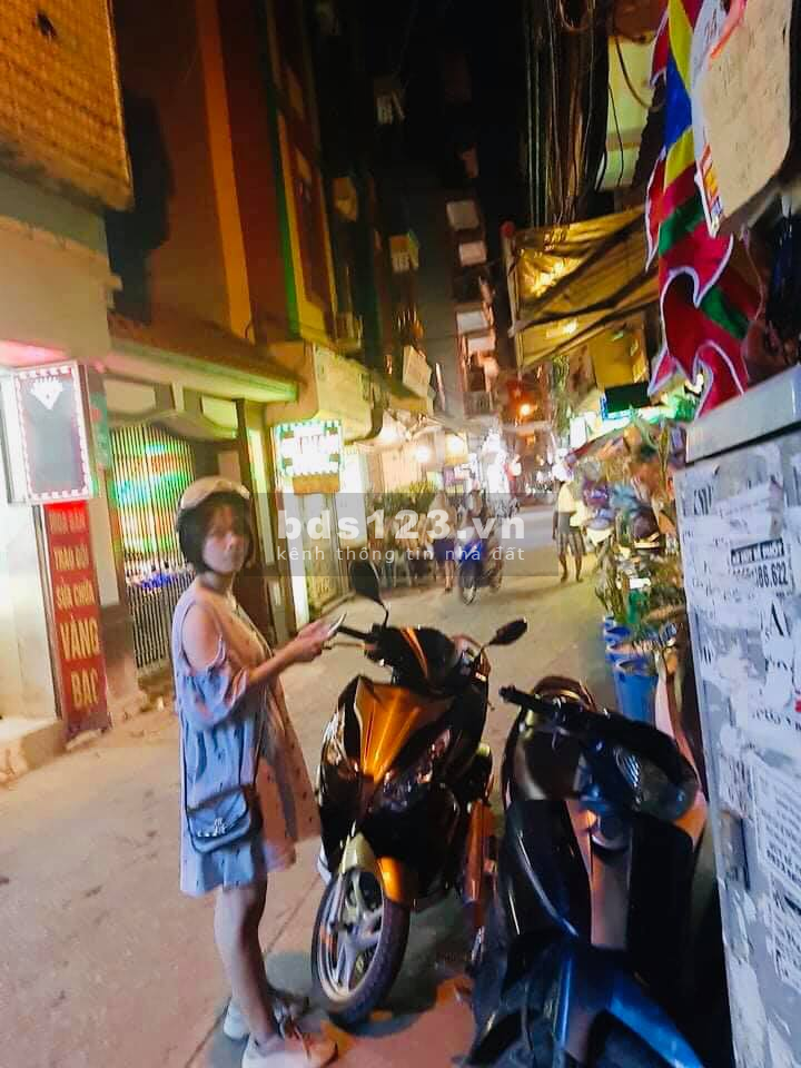 Mặt ngõ Đỗ Đức Dục chính chủ cần bán nhà 45m2, kinh doanh ô tô giá bán 6.2 tỷ, lhcc