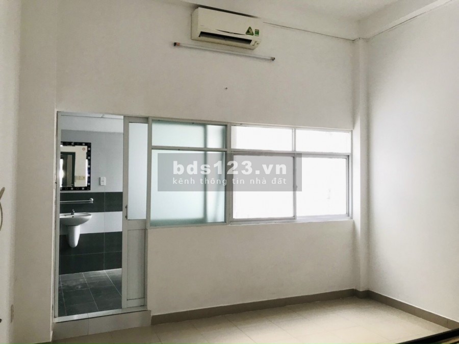 Bán nhà 1 trệt, 3 lầu Nguyễn Gia Trí, Bình Thạnh, hẻm Siêu vip, dt 4.2mx20m, giá 16.2 tỷ