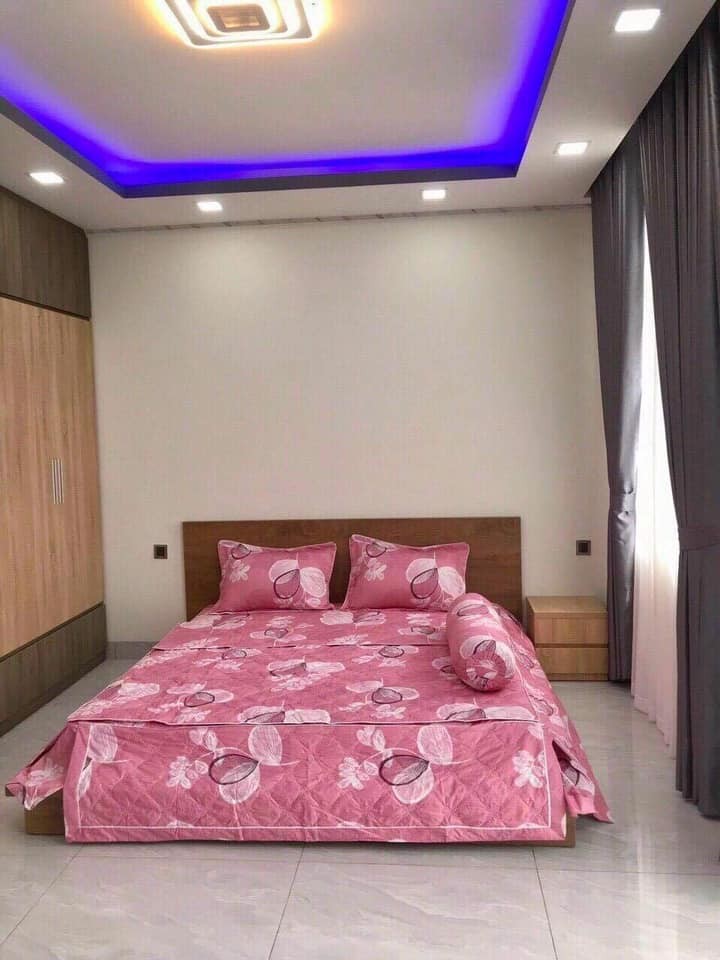 Bán nhà nguyên căn hẻm 701/4 Trần Xuân Soạn, Tân Hưng,dt 50m2, Gía 5,7 tỷ