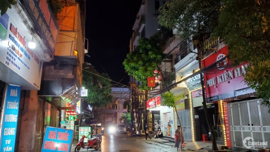 Bán nhà kinh doanh đỉnh ao sen siêu hiếm đường rộng 8m, giá bán 5.4 tỷ