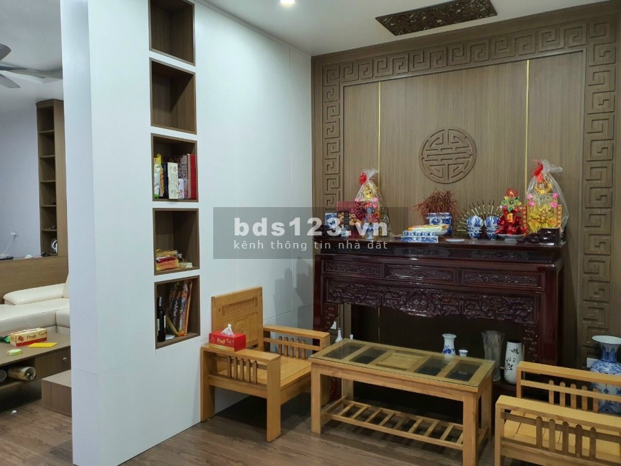 Bán nhà vườn Tuệ Tĩnh, TP HD, 128m2, 2 tầng, 4 ngủ, gara, mt 8m, hướng đông, giá tốt