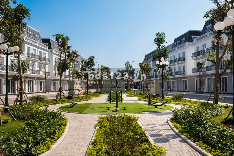Chính chủ cần bán lô shophouse vị trí đẹp Platin Center, đã có sổ đỏ