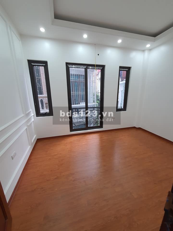 Bán Nhà xây mới đầu hồi 2 mặt thoáng ngõ phố Chính Kinh, giá bán thỏa thuận