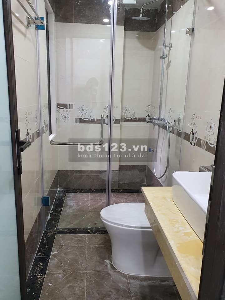 Bán Nhà xây mới đầu hồi 2 mặt thoáng ngõ phố Chính Kinh, giá bán thỏa thuận