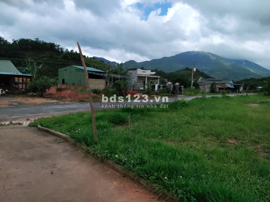 1 hecta đất vườn thích hợp nghỉ dưỡng ở xã Lộc Nam, huyện Bảo Lâm , Lâm Đồng