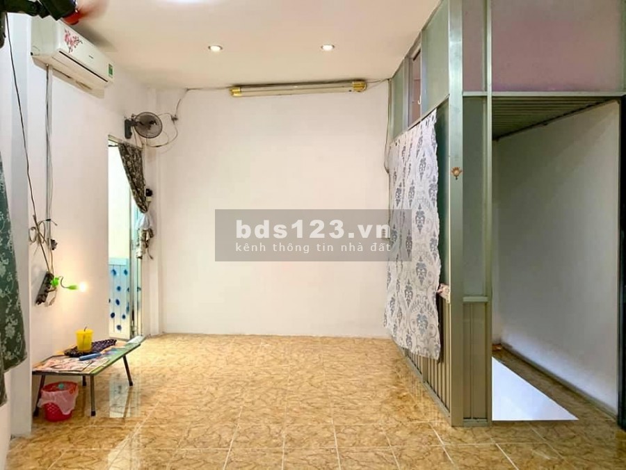 Bán nhà Sư Vạn Hạnh, diện tích 20m2, 3 lầu, 2PN, 2WC, chỉ với 2.85 tỷ
