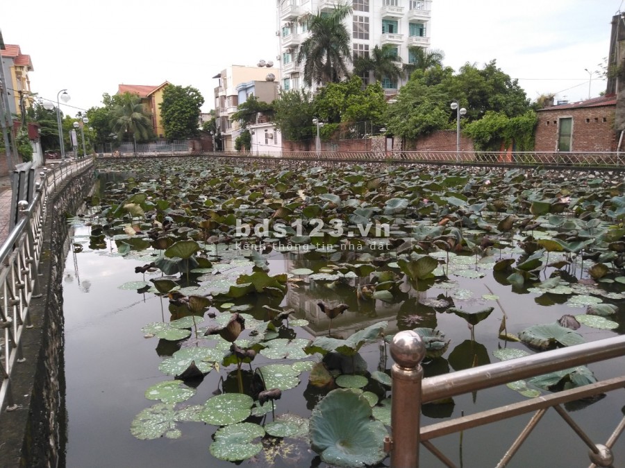 Bán đất Phúc Lợi, view hồ, 7 chô vào nhà, đầu tư lướt, dtsd 30m, giá 1.95 tỷ