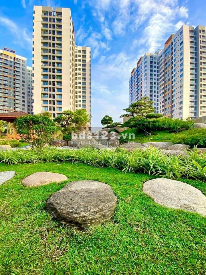 Cho thuê căn góc Mizuki hoàn thiện mới đẹp, giá tốt chỉ 7.5tr/th có 2 máy lạnh