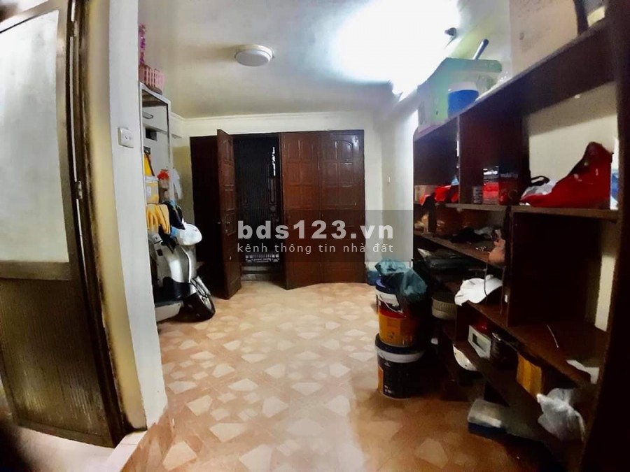 Bán nhà Thanh Nhàn, 3 bước ra công viên diện tích 35m2, giá nhỉnh 3 tỷ, sổ đỏ chính chủ
