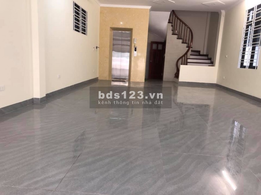 Bán Nhà Lạc Long Quân, Nhật Tân, Tây Hồ. Vị trí cực đẹp- Thang máy- Gaza ôtô. DT 88m2*7T- Giá 19.5tỷ