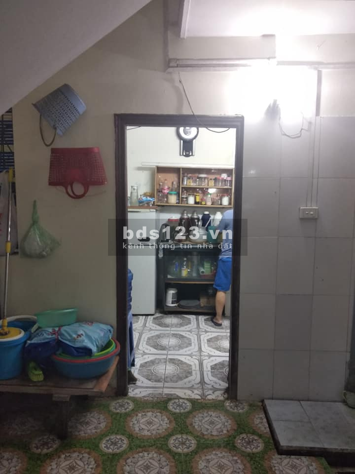Bán nhà mặt phố La Thành, dt 126m2 mặt tiền 8m, mặt phố kd, không vướng quy hoạch
