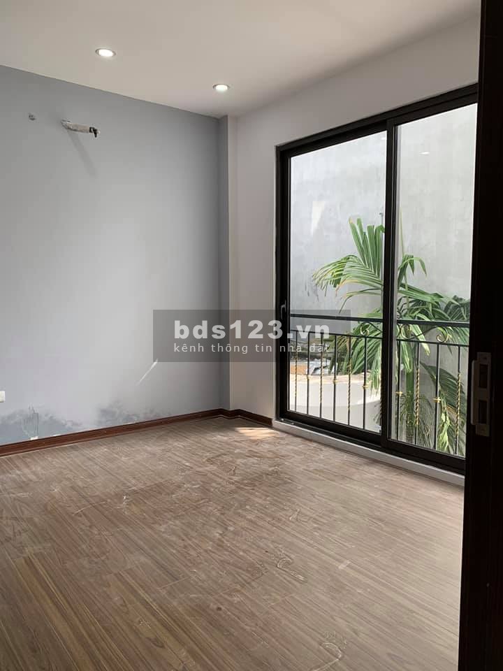 Bán nhà phố 8/3 Quỳnh Lôi dân trí cao, an sinh đỉnh dt 40m2, giá bán 3/75 tỷ